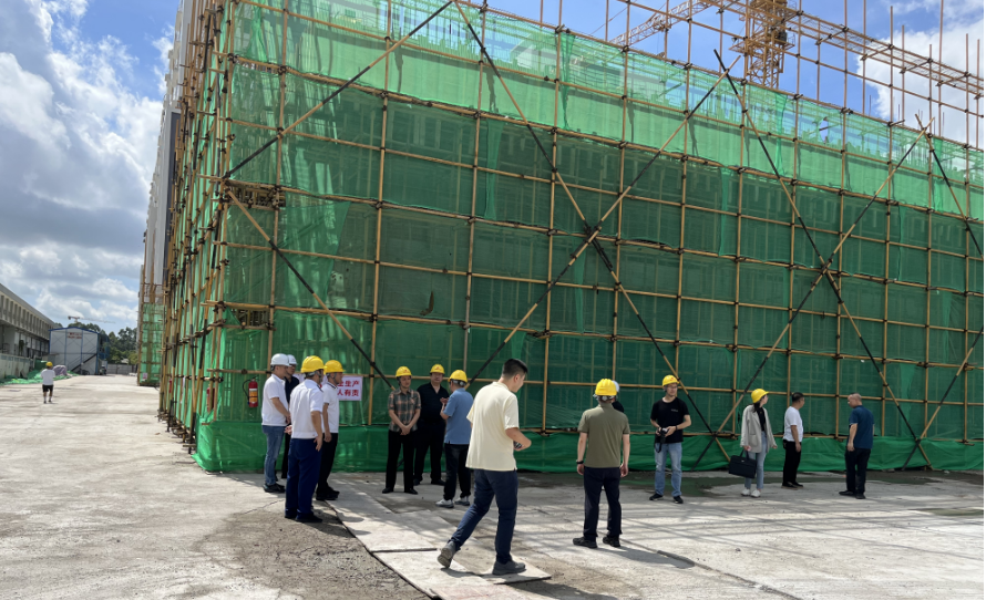 金平区委陈玩雪书记莅临柏亚产业城调研指导